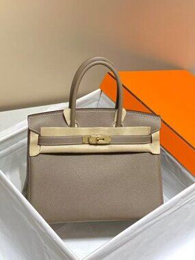 Classic Hermes Bag: A Stylish and Versatile Choice for Elegance